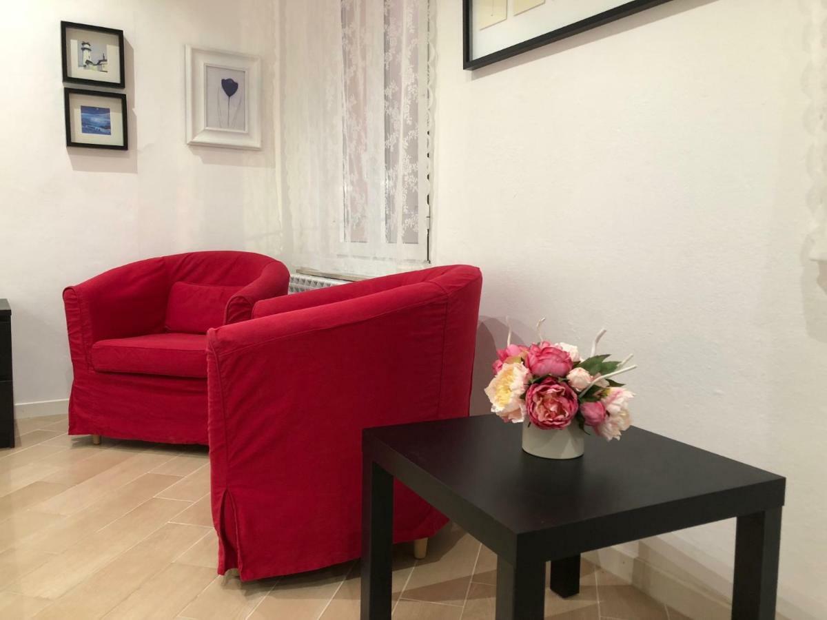 Temporary House Vicolo Colombina Apartment โบโลญญา ภายนอก รูปภาพ