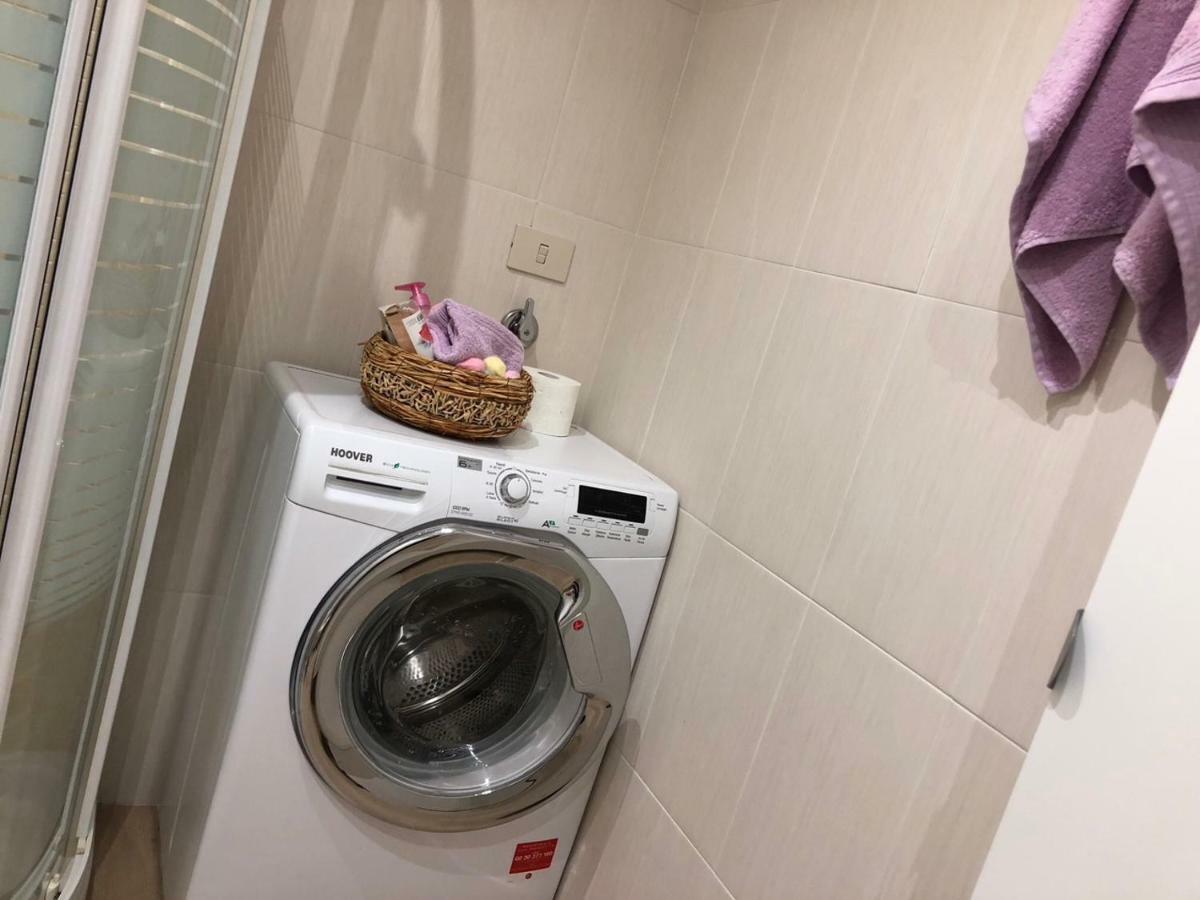 Temporary House Vicolo Colombina Apartment โบโลญญา ภายนอก รูปภาพ